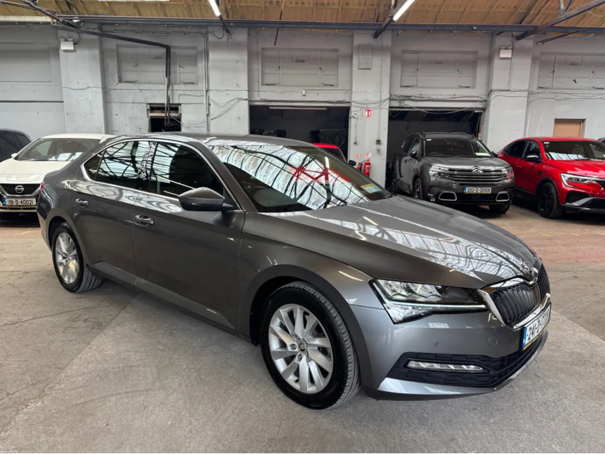 Skoda Superb AMBITION 2.0 TDI 150HP AUTO - Image 1