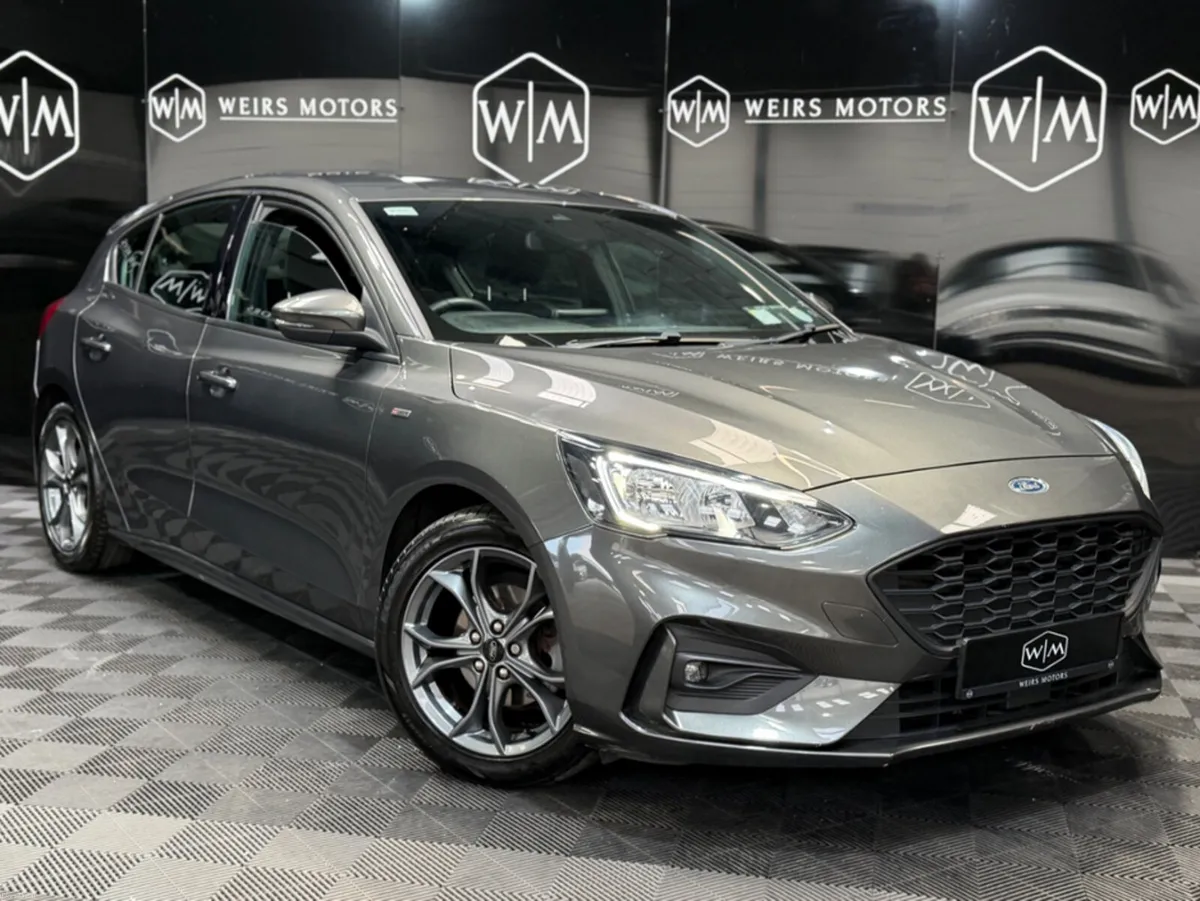 Ford Focus ST-LINE 1.0 125 125PS 4DR - Image 6