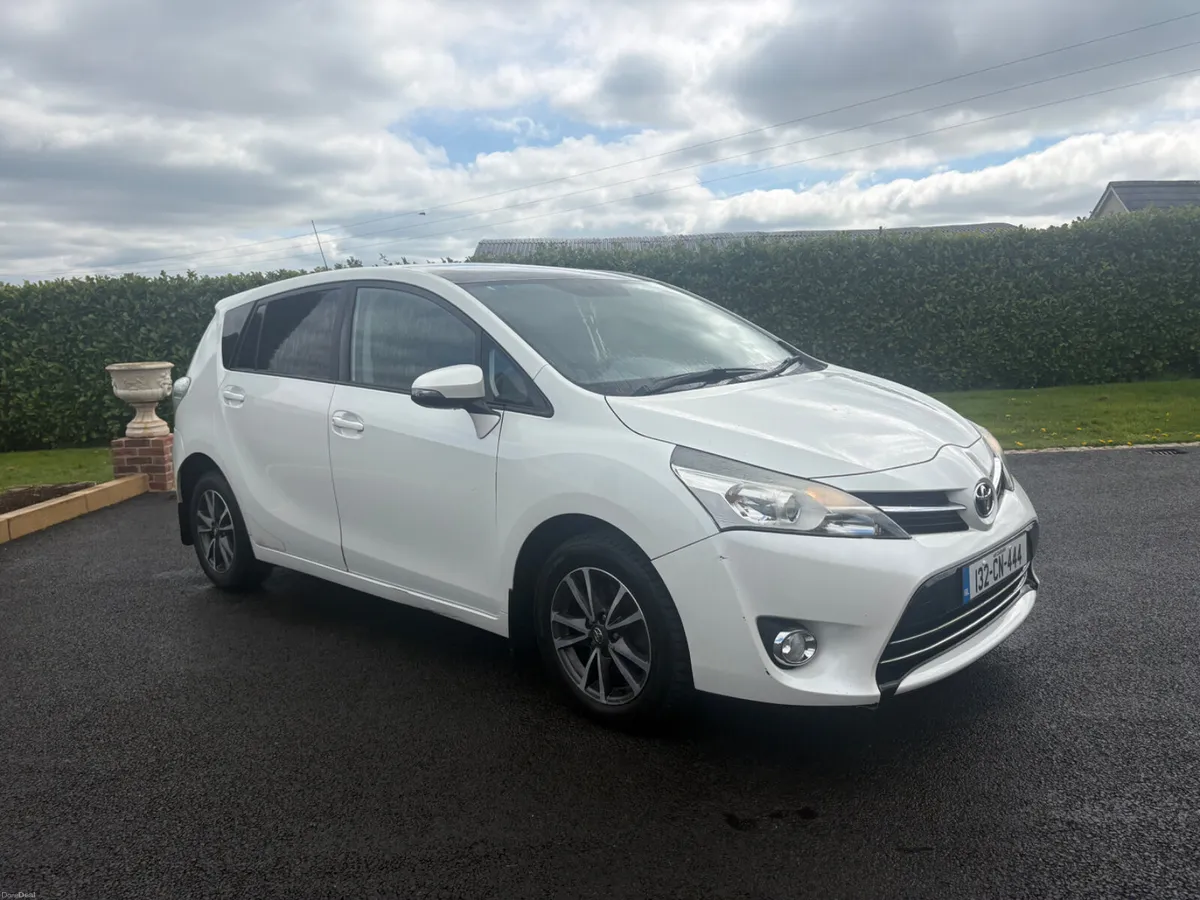 Toyota Verso 2013 - Image 1