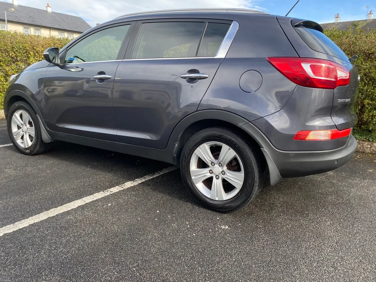 KIA SHORTAGE NEW NCT 10/26 LOTS OF TAX MINT - Image 4