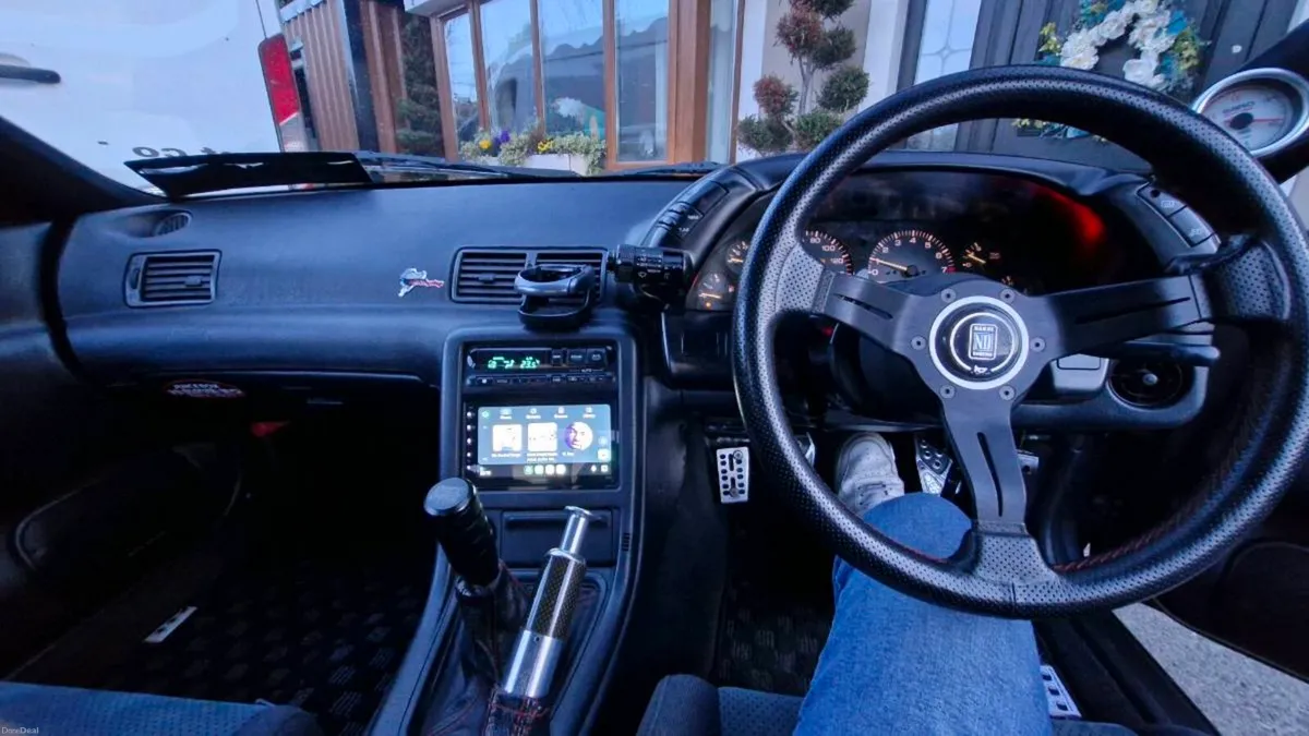 R32 skyline gtst - Image 4