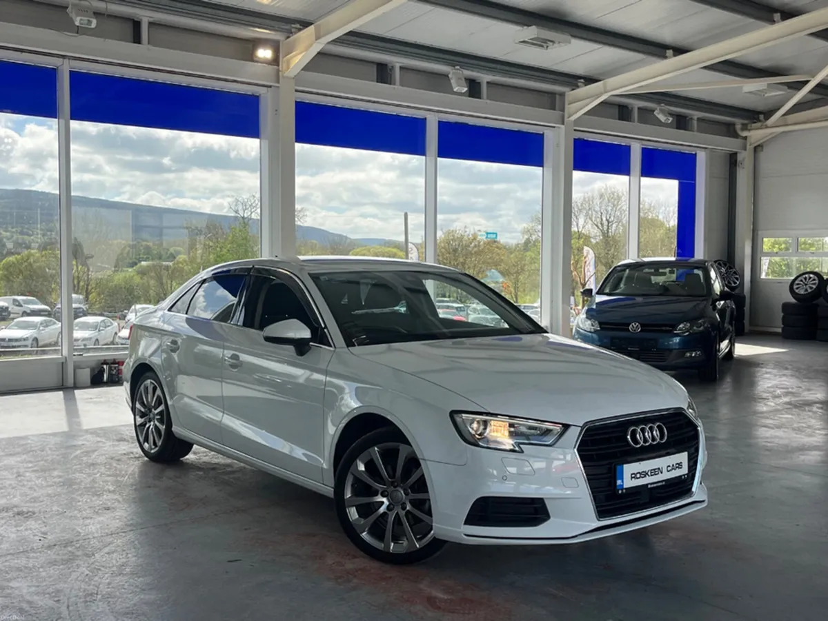 Audi A3 Saloon 1..4 TFSI 150HP S - TRONIC  4DR AUT - Image 3
