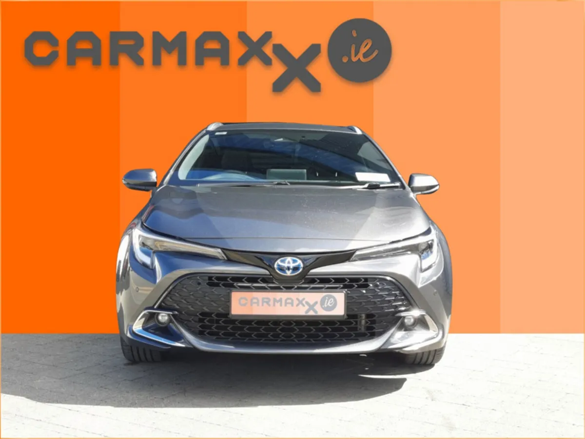 Toyota Corolla MILD HYBRID SOL AUTOMATIC - Image 3