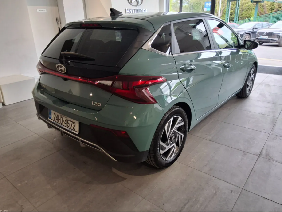 Hyundai i20 DELUXE PLUS 5DR - Image 2