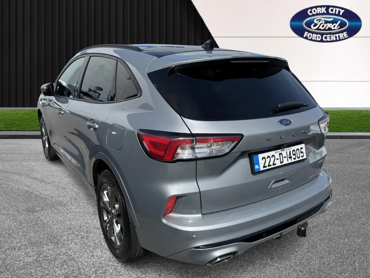 Ford Kuga ST-LINE 5DR 2.5 PHEV 225 *PAN ROOF* - Image 4