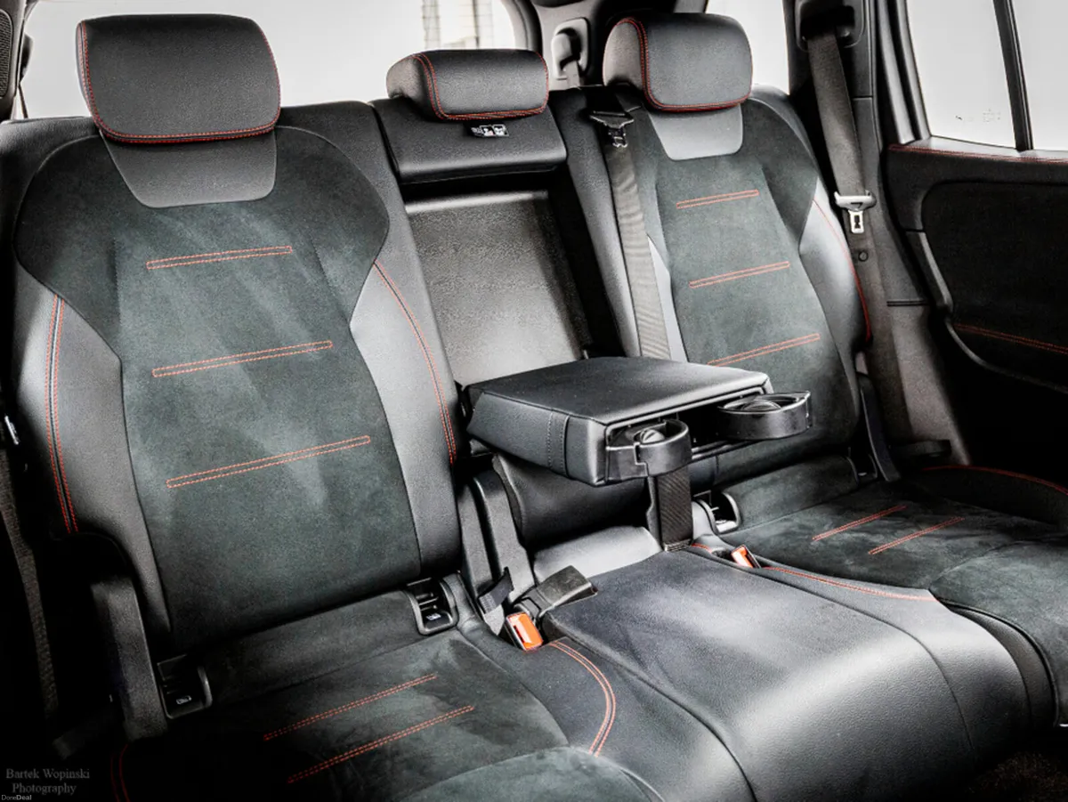 Mercedes-Benz EQB EQB 300 4MATIC AMG LINE PREMIUM - Image 4
