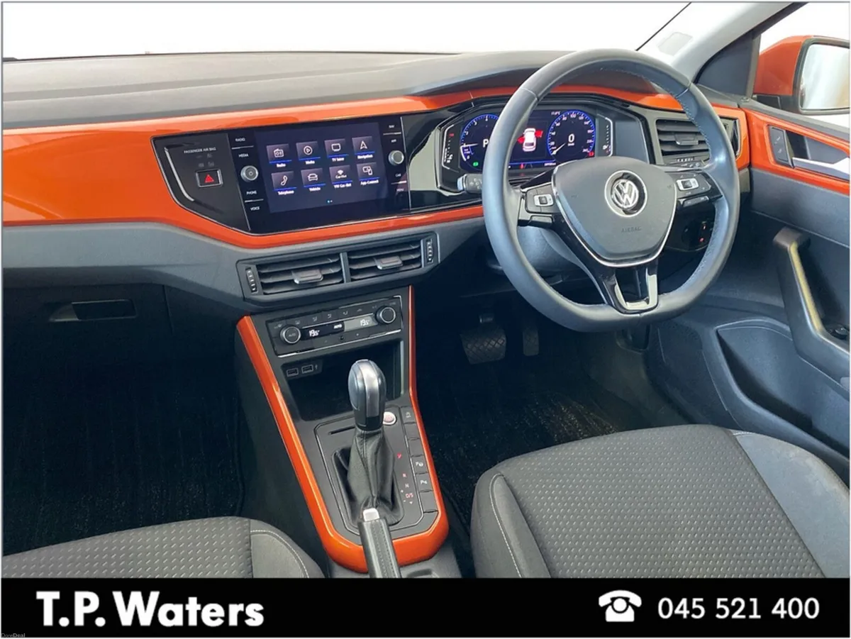Volkswagen Polo 1.0 AUTOMATIC - REVERSING CAMERA - - Image 2