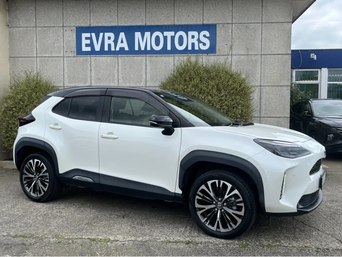 Toyota Yaris Cross Z HYBRID AUTOMATIC 1.5 PETROL / - Image 3