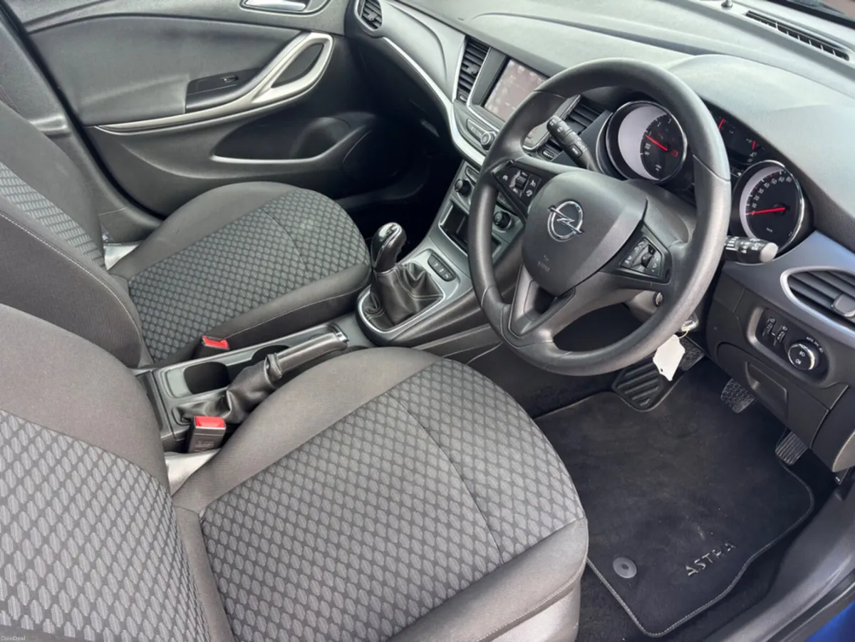 Opel Astra 16 HATCH SC 1.2I TURBO 11 110PS 5 - Image 2