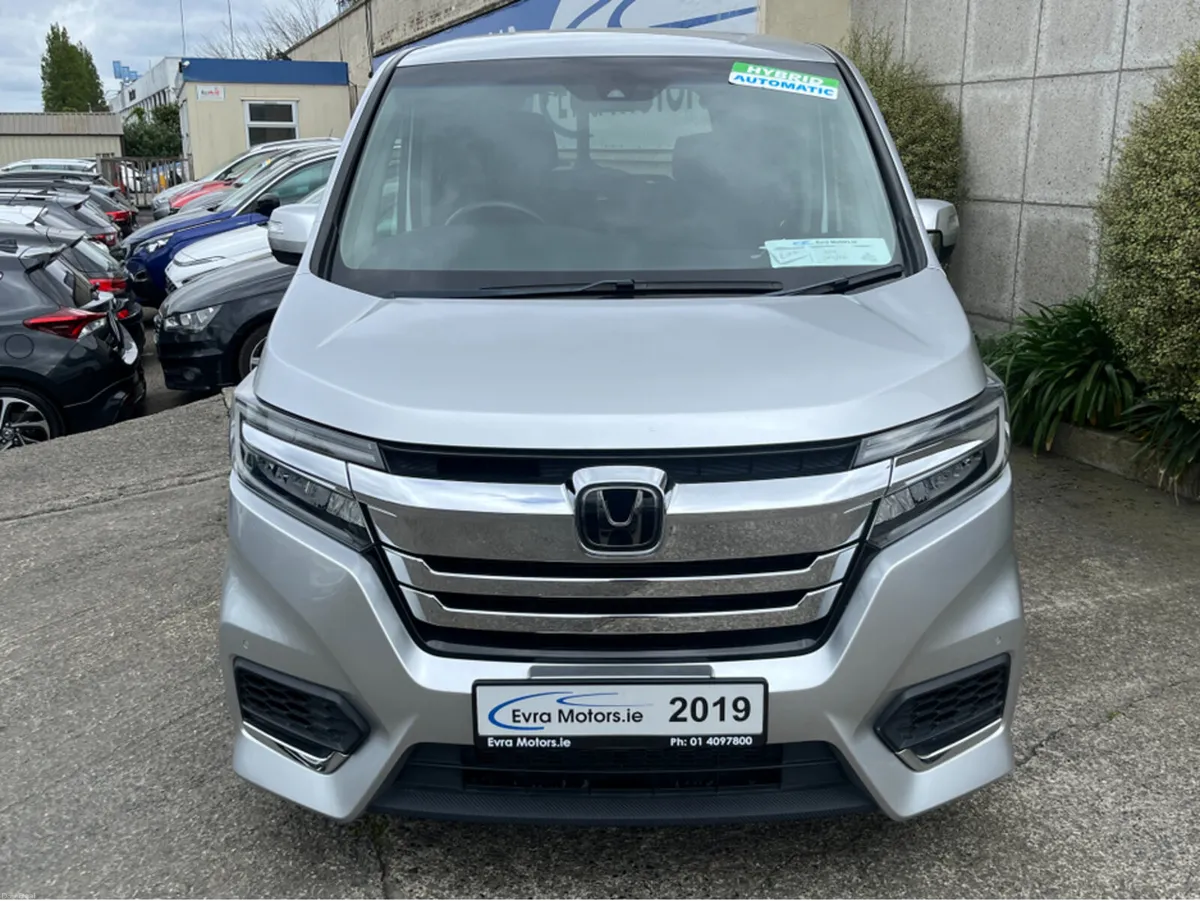 Honda Stepwagon 7 SEATER SPADA G AUTOMATIC HYBRID - Image 4