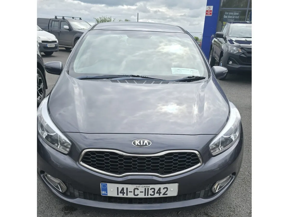Kia Ceed CEE'D 1.6 CRDI 3 ECODYNAMICS 5 5DR 126BHP - Image 1