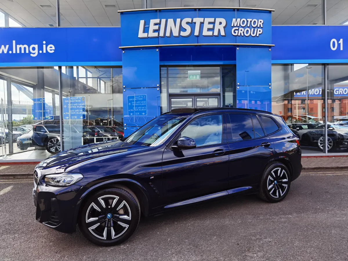 BMW iX3 2023 - Image 1