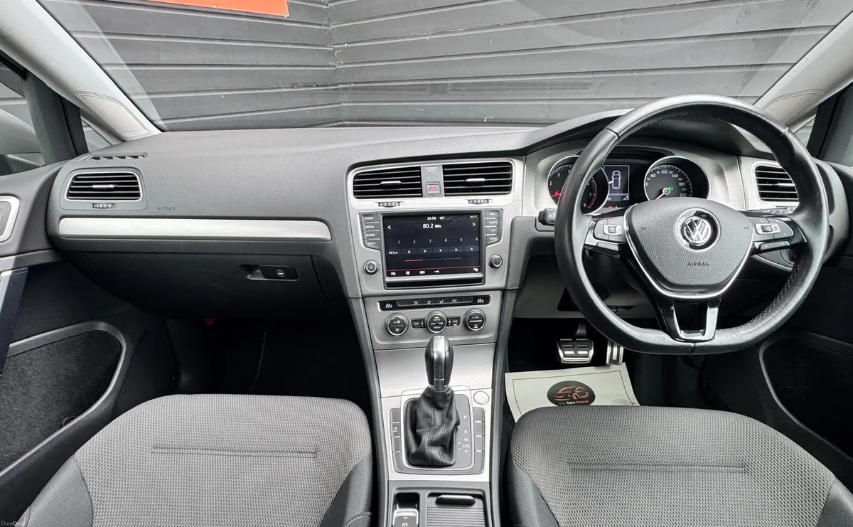 Volkswagen Golf 1.2 TFSI AUTO - Image 5