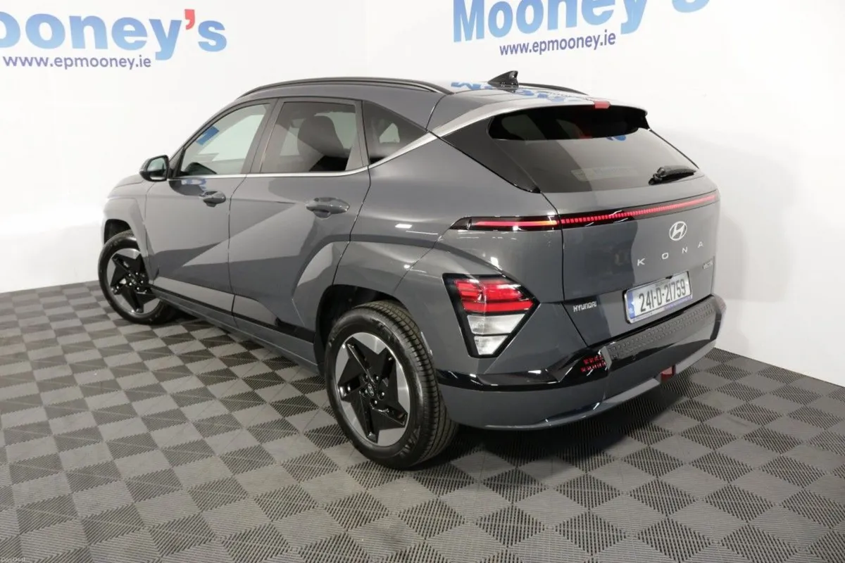 Hyundai KONA Eletric Elgance  48kWh Low Mileage, G - Image 5