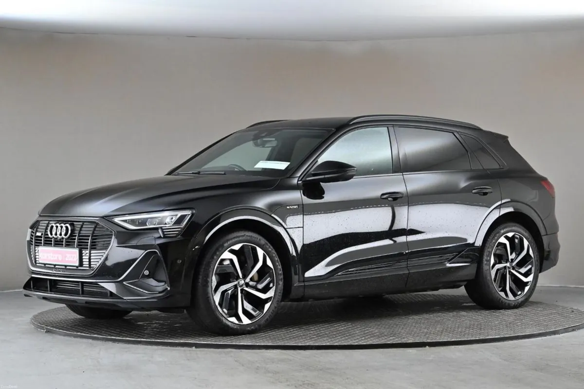 Audi e-tron E-TRON BLACK EDITION 55 QUATTRO **LEAT - Image 4