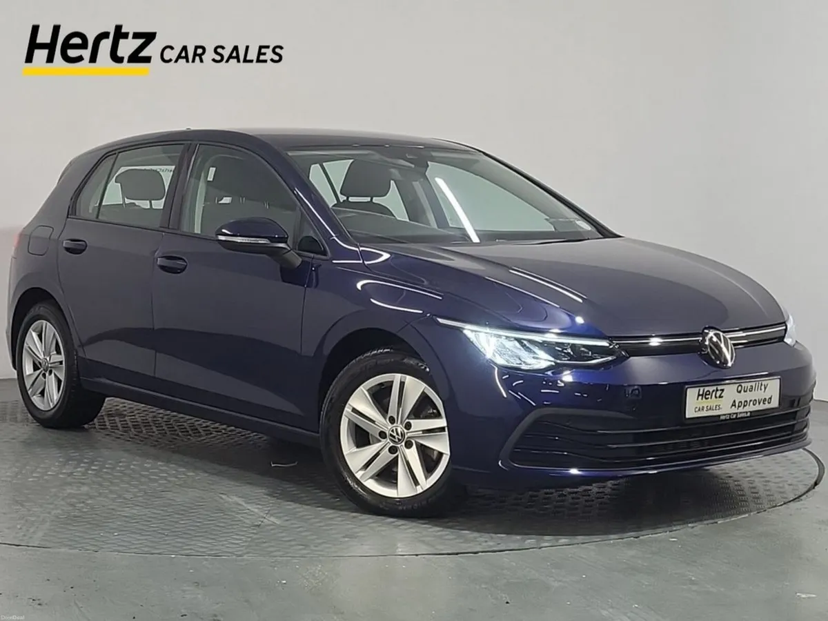 Volkswagen Golf LIFE 2.0 TDI 115HP Diesel Manual - Image 1