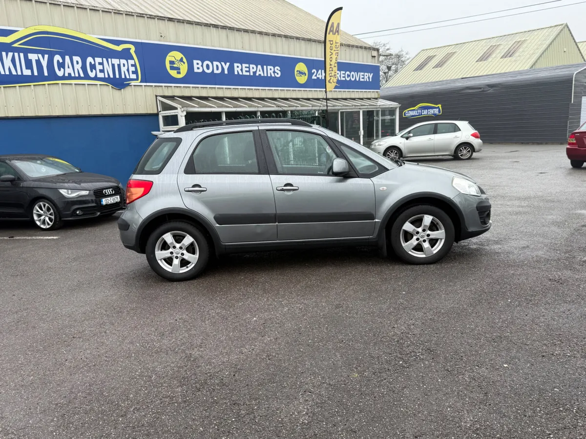 Suzuki Sx4  1.5 Petrol Manual - Image 4