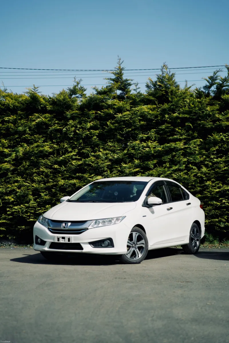 Honda Grace 1.5 Hybrid 2015 - Image 1