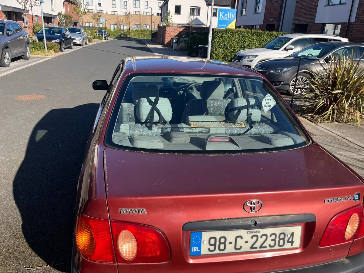 Toyota Corolla 1998 - Image 3