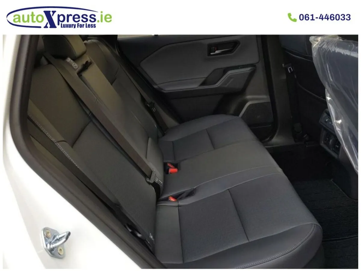 Toyota RAV4 4WD Z, NEW BRAND, Panoramic Roof, 360 - Image 4