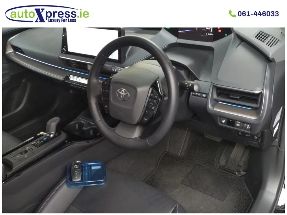 Toyota Prius 2.0 Hybrid, Panoramic Sunroof, Modell - Image 2