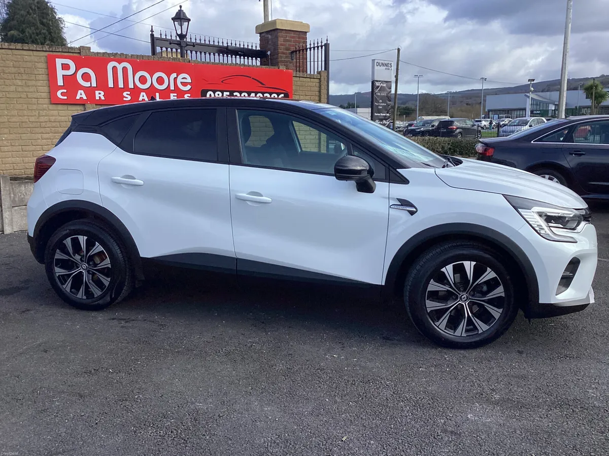 Renault Captur ** €98 p/w * AUTO - Image 3