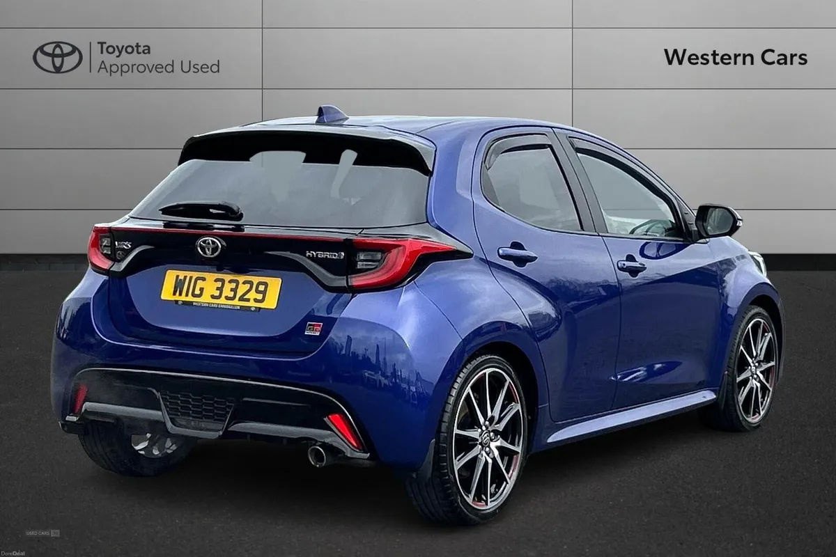 Toyota Yaris 1.5 VVT-h GR SPORT E-CVT Euro 6 (s/s) - Image 2