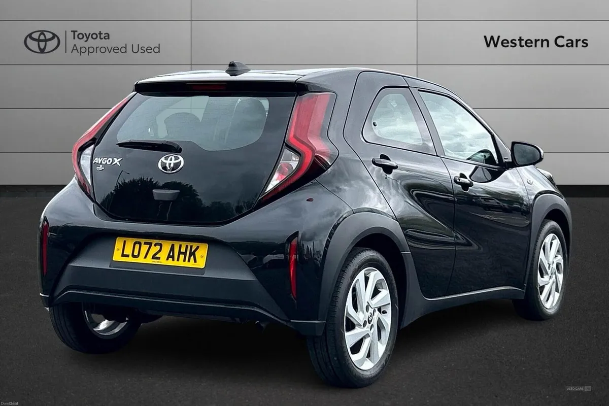 Toyota Aygo X 1.0 VVT-i Pure Euro 6 (s/s) 5dr - Image 2