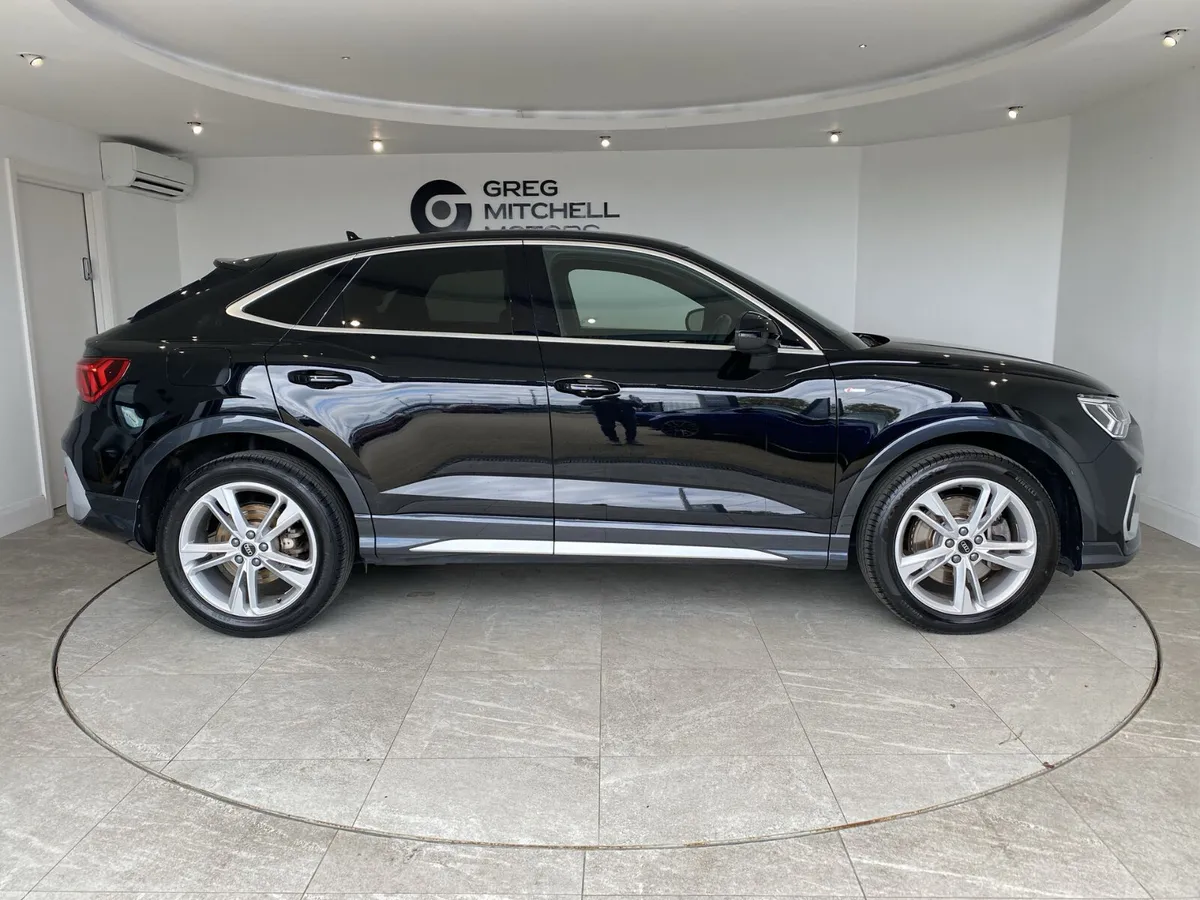 Audi Q3 2024 - Image 4