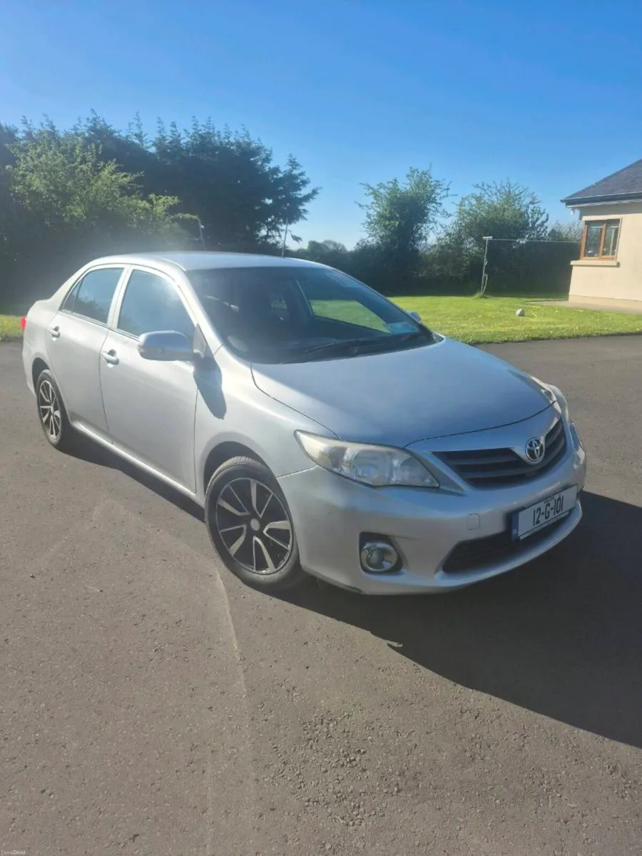 Toyota corolla - Image 1