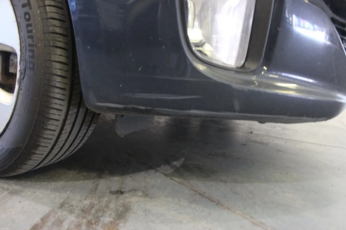 Kia Carens 1.7 EX CRDi - TENDER 28 - ENGINE LIGHT - Image 2