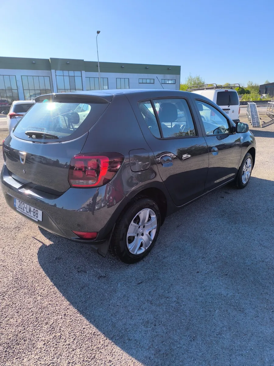 202 Dacia Sandero  1.0. 7950 euro - Image 2