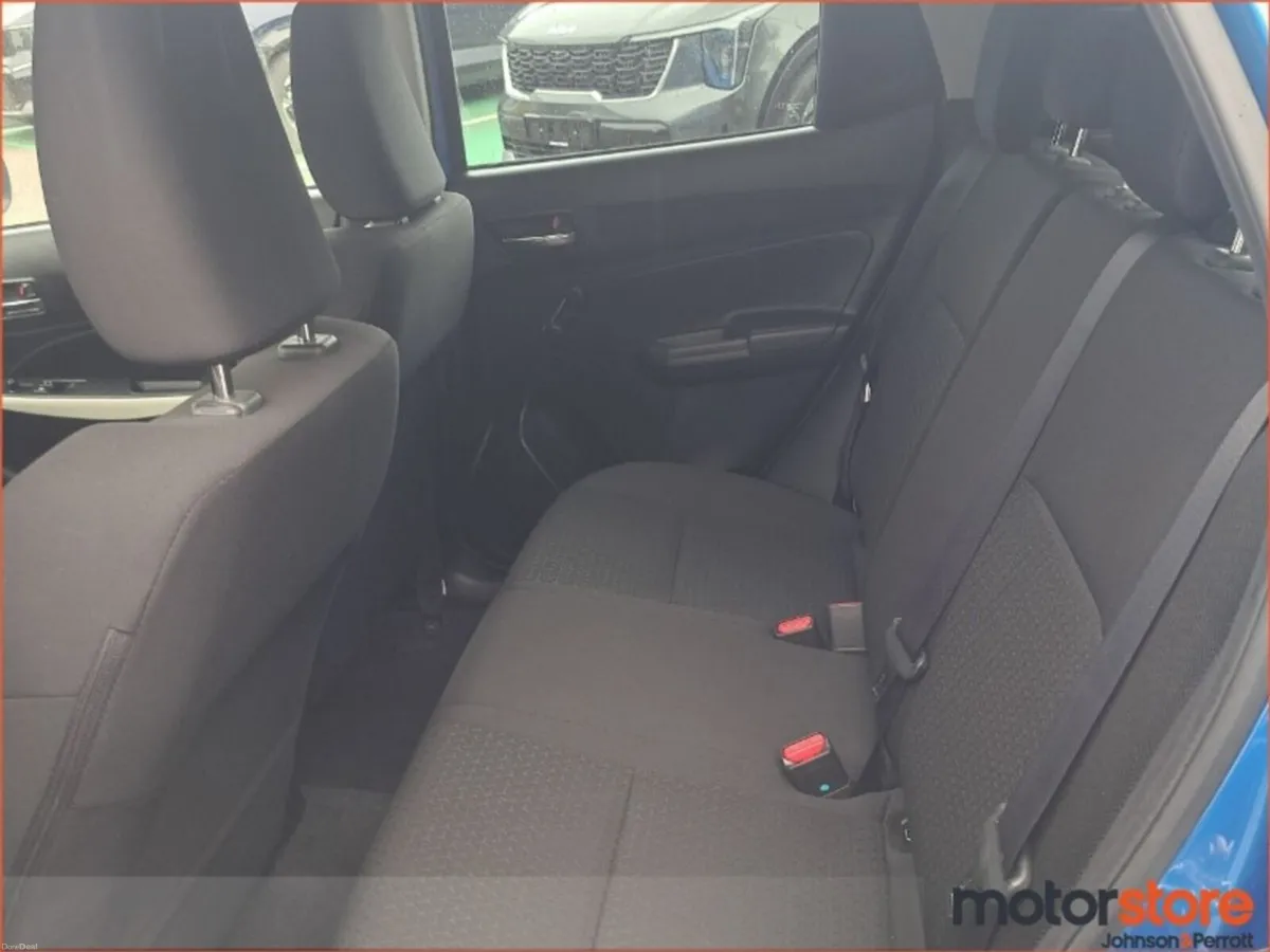 Suzuki Swift Swift 1.2 Mild Hybrid SZ-L MT - Image 5