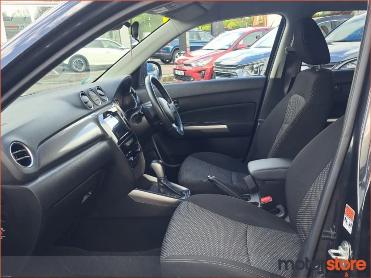 Suzuki Vitara 1.4 Hybrid SZ5 Auto - Image 3