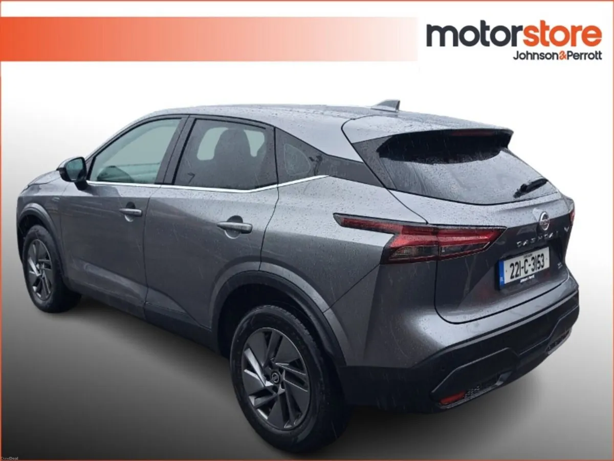 Nissan Qashqai 1.3 PET MILD HYBRID SV - Image 2