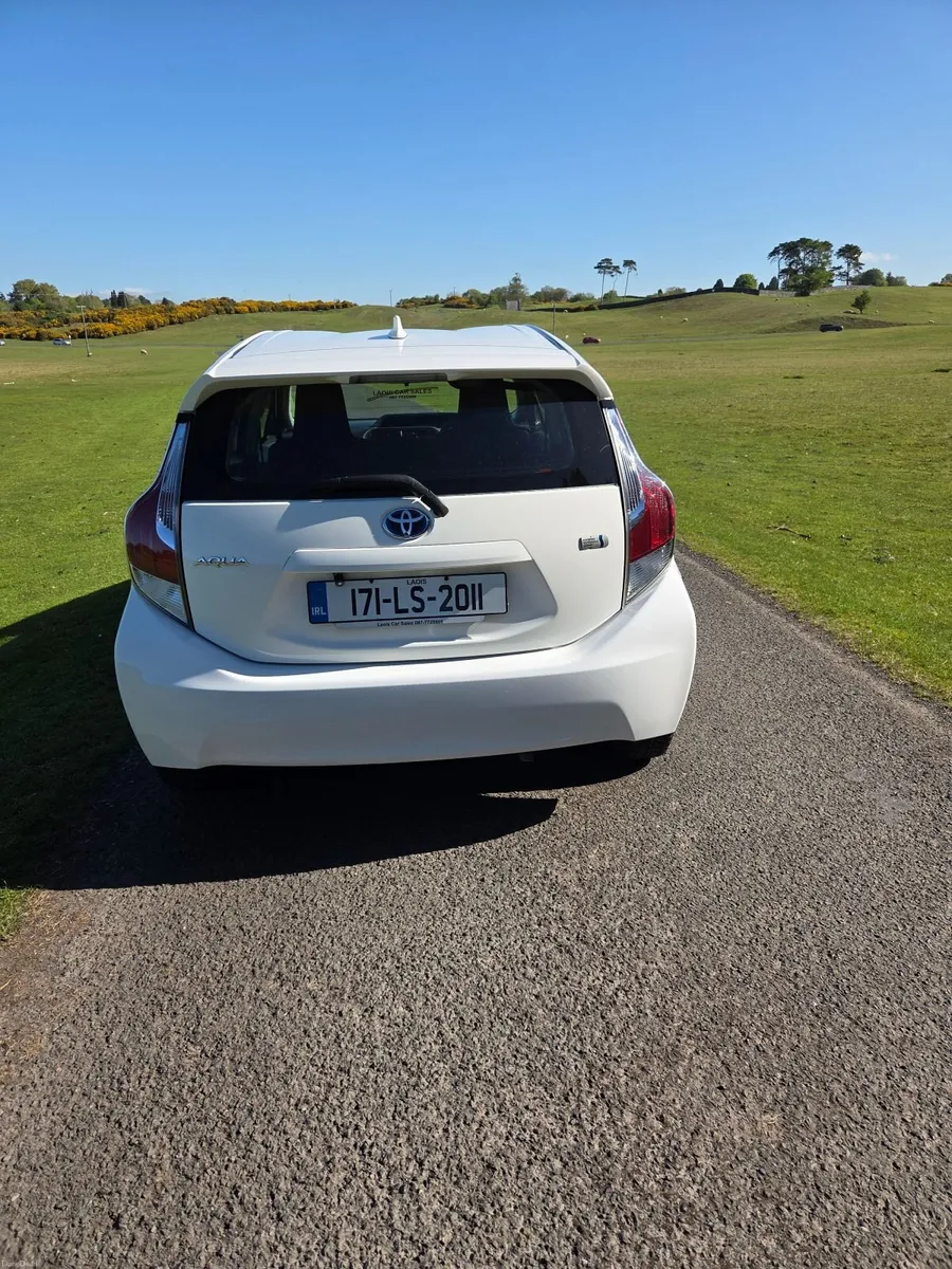 Toyota Aqua 2017 - Image 4