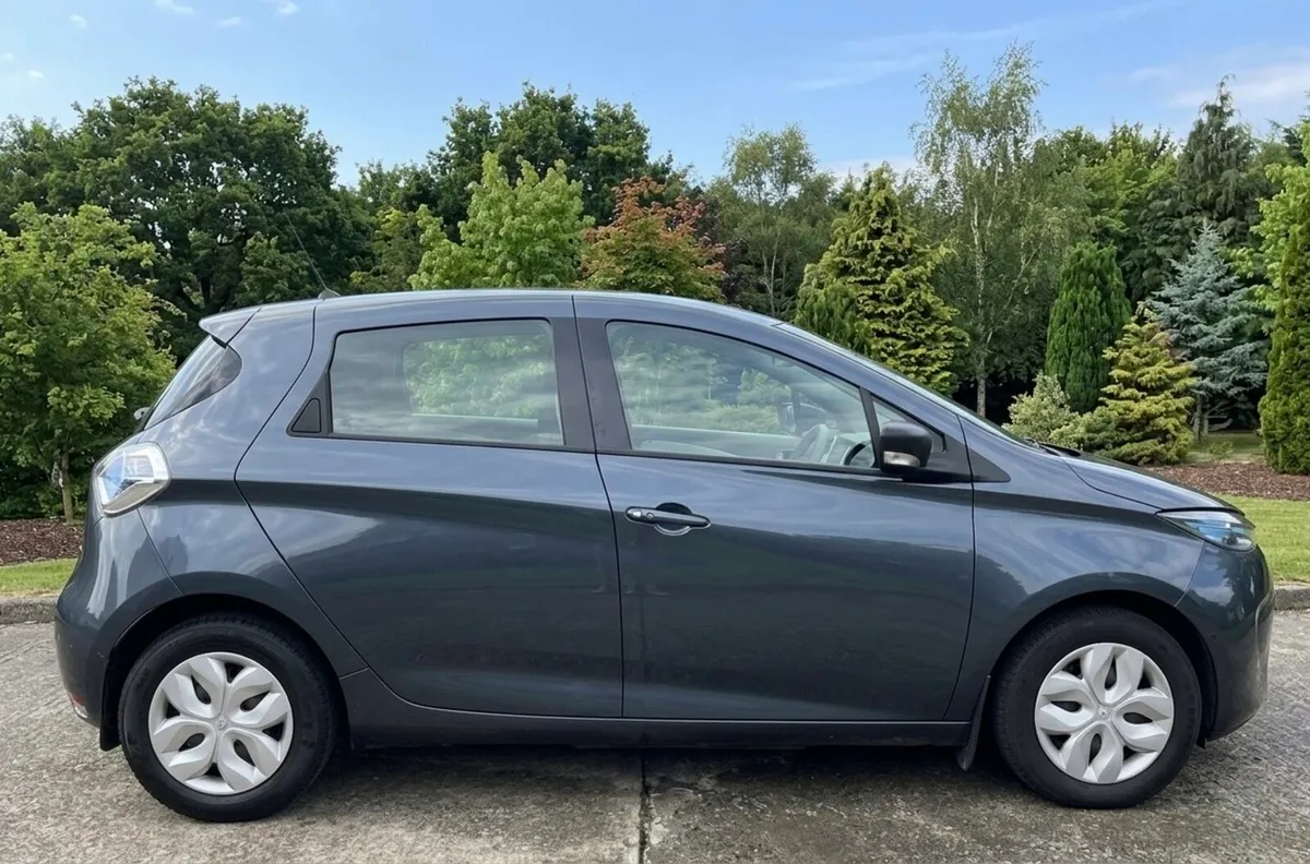 Renault Zoe Electric - Image 2