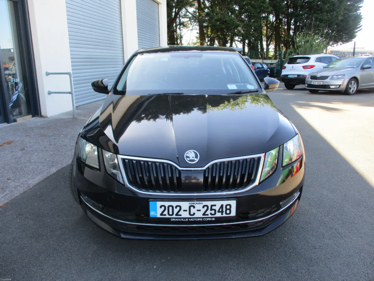Skoda Octavia Style 1.6 tdi  2020 - Image 2