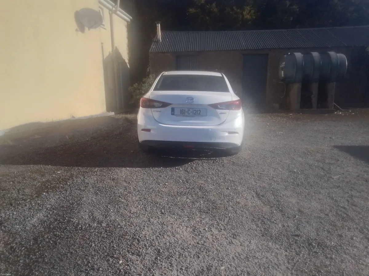Mazda Mazda3 2016 - Image 3