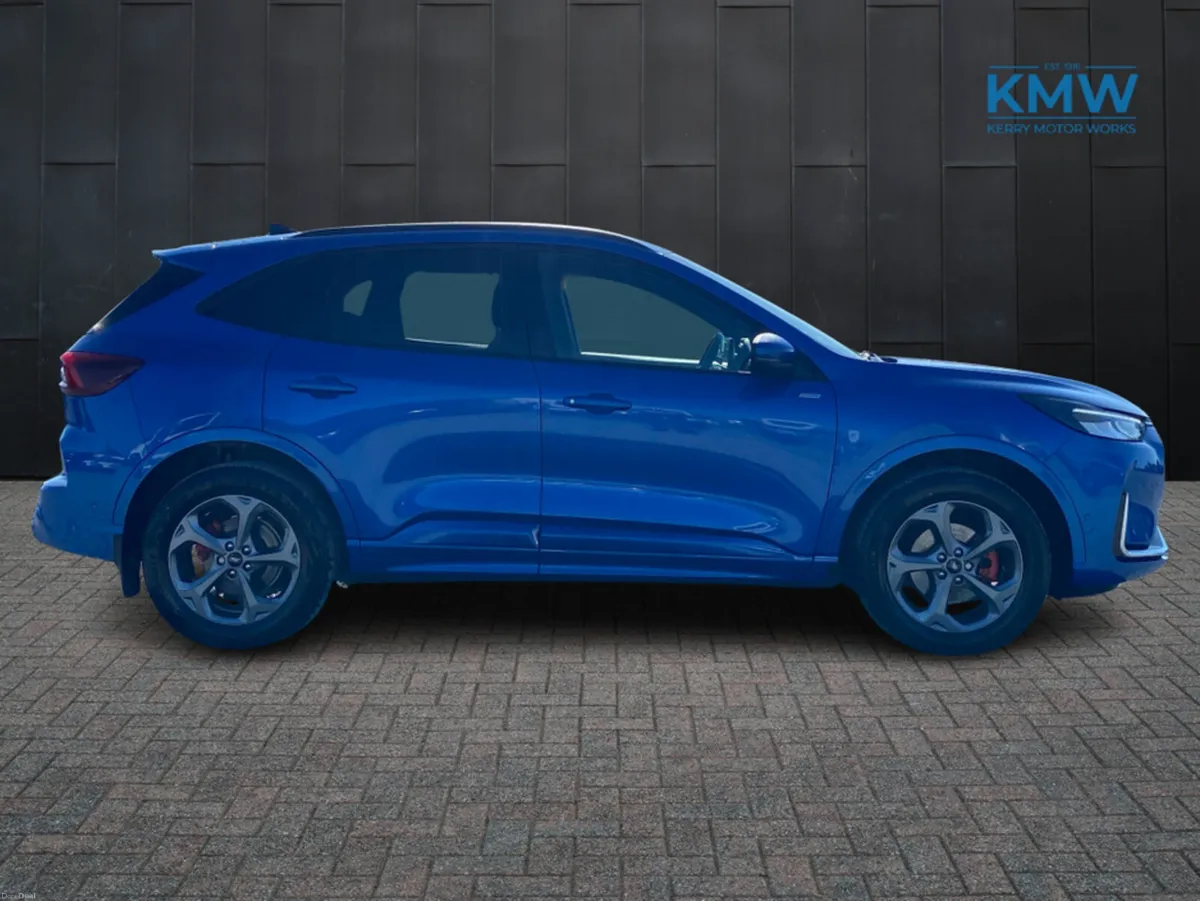 Ford Kuga ST-Line X PHEV 243BHP..New model - Image 4