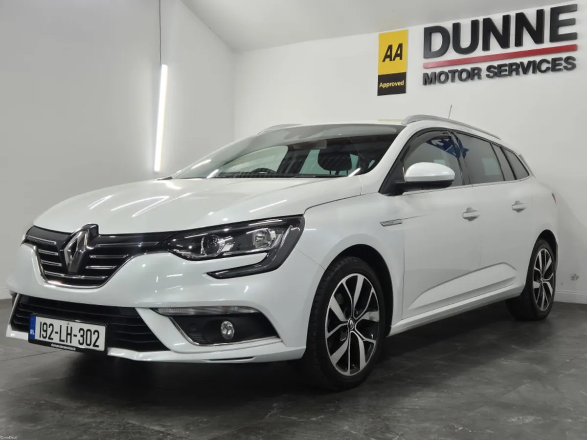 Renault Megane **ICONIC ST SPORT TOURER **CRUISE C - Image 2