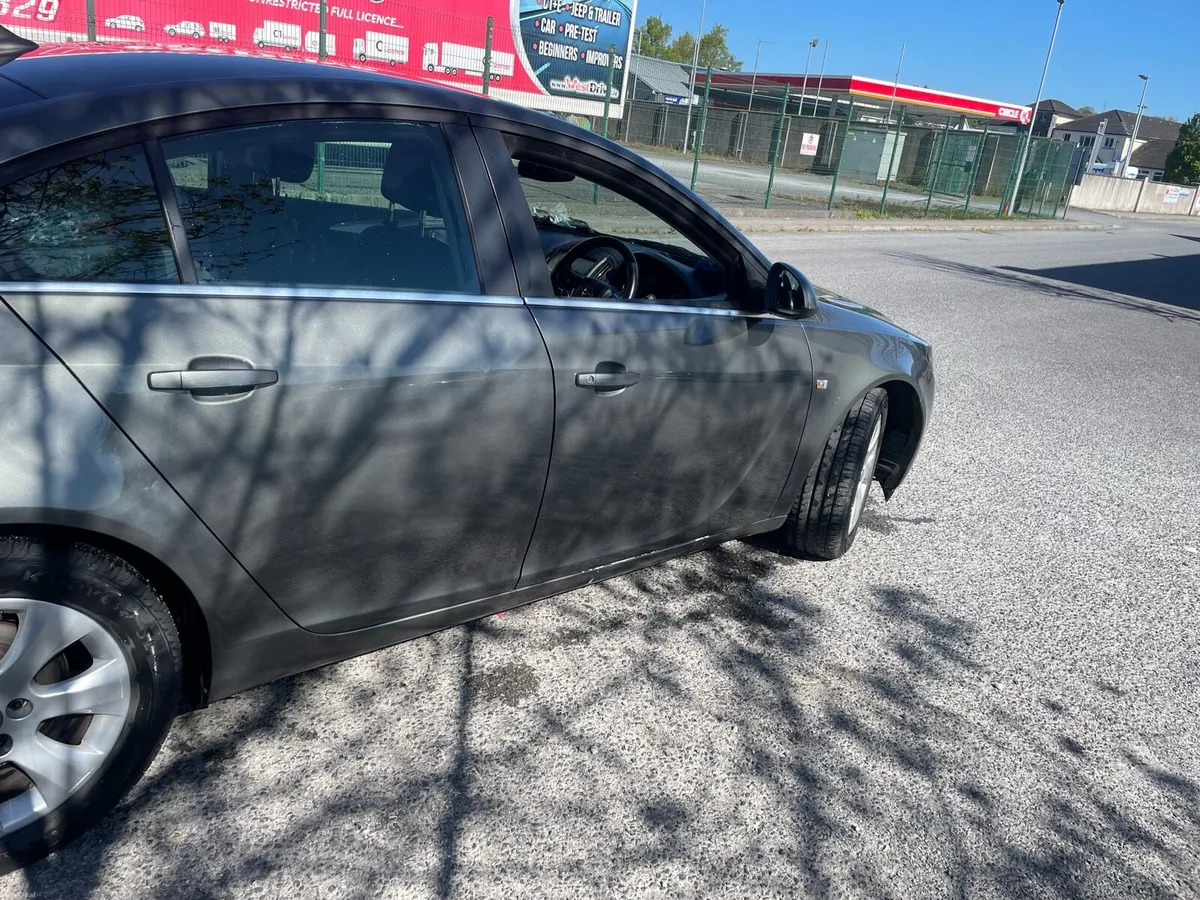 172 Opel insignia 14 months Nct !!! - Image 4