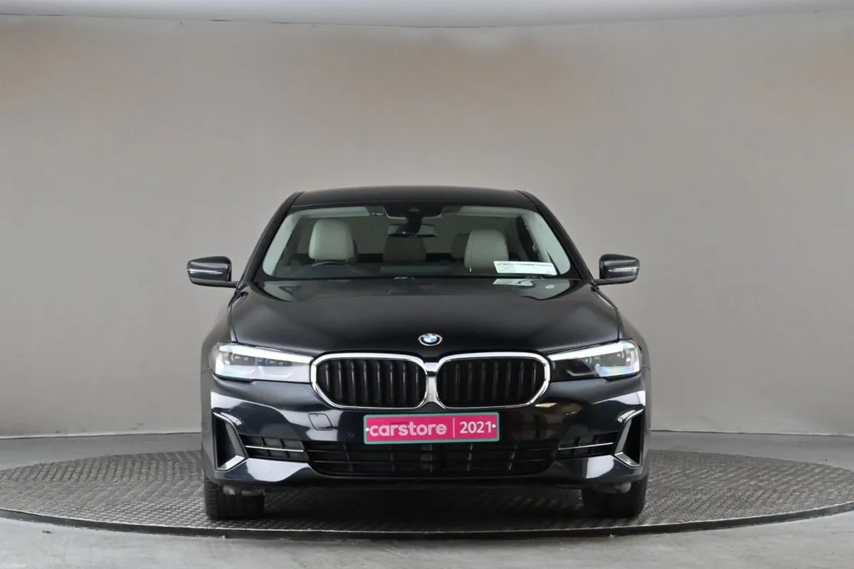 BMW 5-Series 520D 5SSA **BEIGE LEATHER** - Image 2