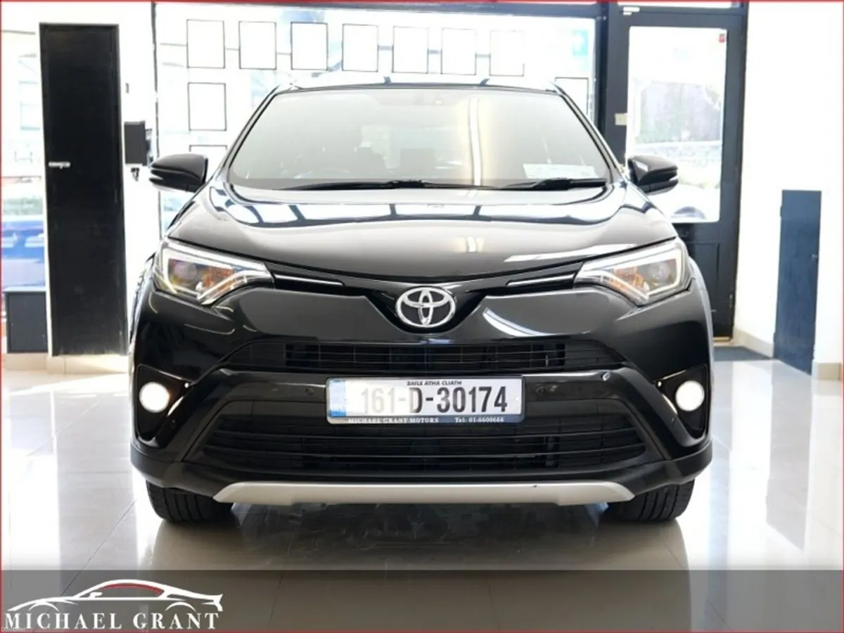 Toyota RAV4 LUNA SPORT 2.0 D4D ONLY 97KM IRISH CAR - Image 2