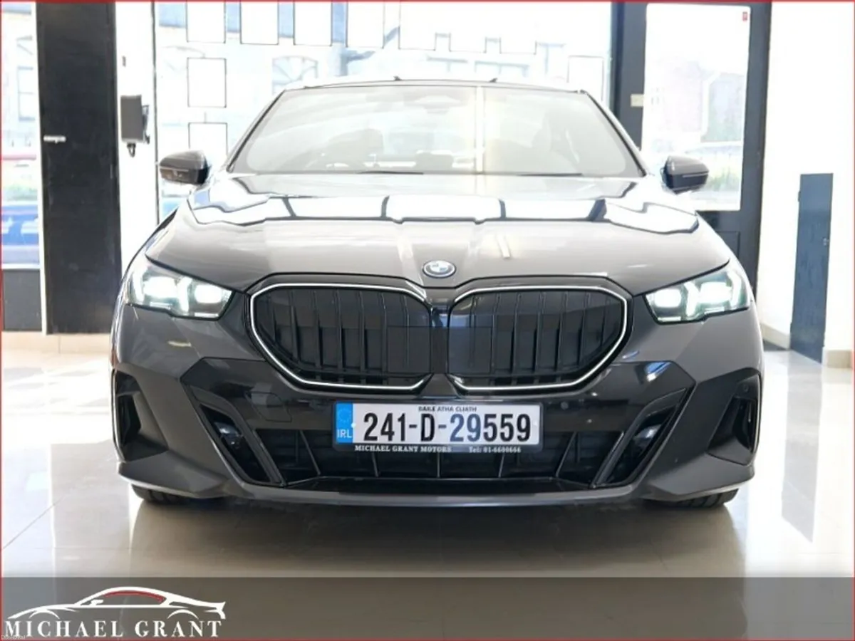 BMW 5-Series 530e M SPORT PHEV PLUG IN HYBRID 2.0. - Image 2