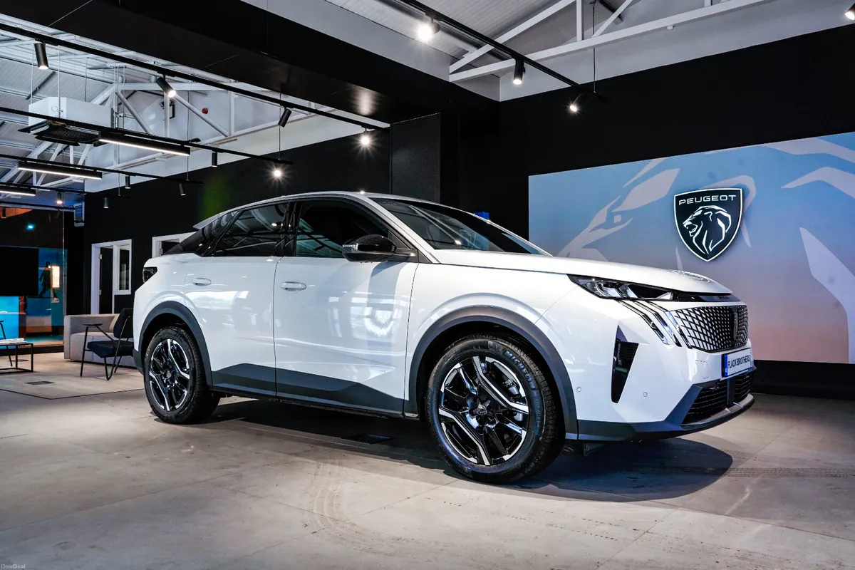 2026 Peugeot 3008 GT Exclusive 210bhp Auto - Image 1