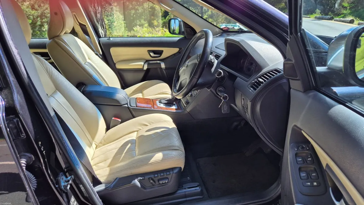 2008 Volvo XC90 Executive | 7-Seater | 189km - Image 3