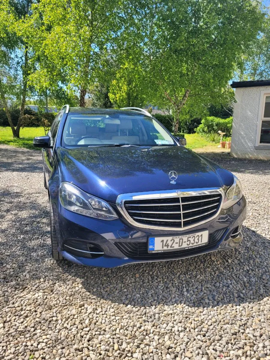 7 seater Mercedes e250 - Image 1