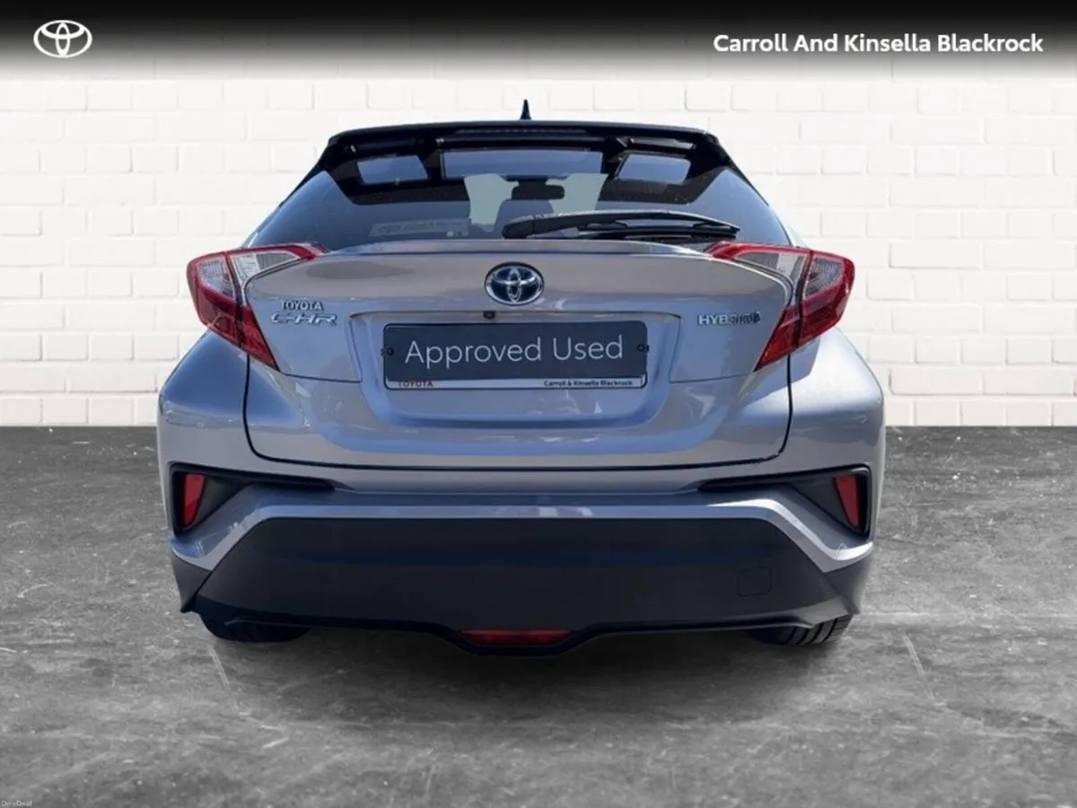 Toyota C-HR Hybrid Luna Sport - Image 4
