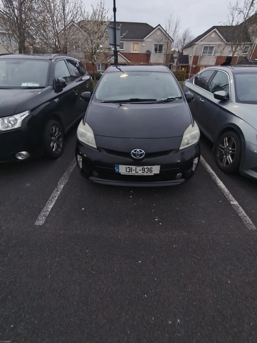 Toyota Prius 2013 - Image 4